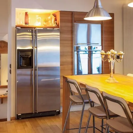 L'appart Du Chateau Des Girards Holiday home *